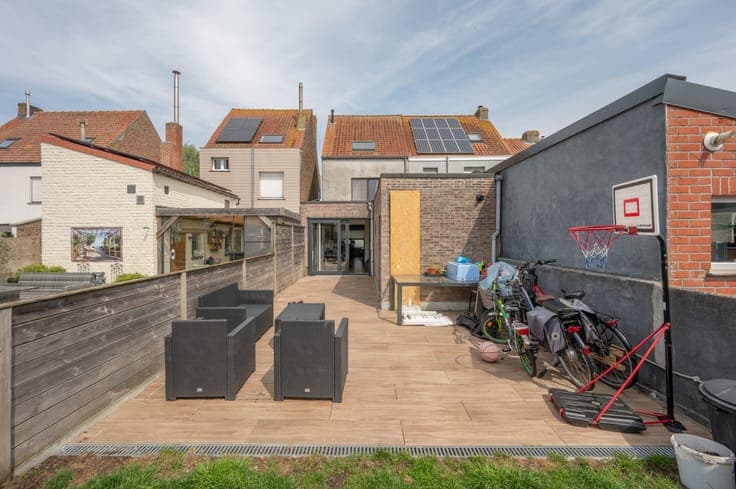 Rustige gelegen woning met 4 slpk en ZW gerichte tuin