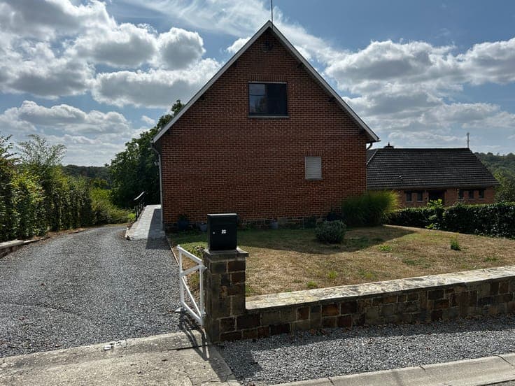 3 bedroom house in Dinant, Chemin Des Massennes