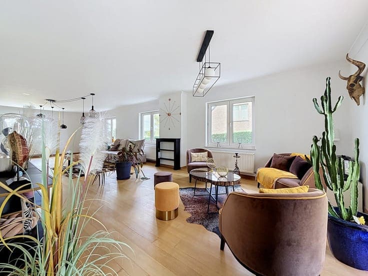 A magnificent, fully renovated 4-bedroom family villa