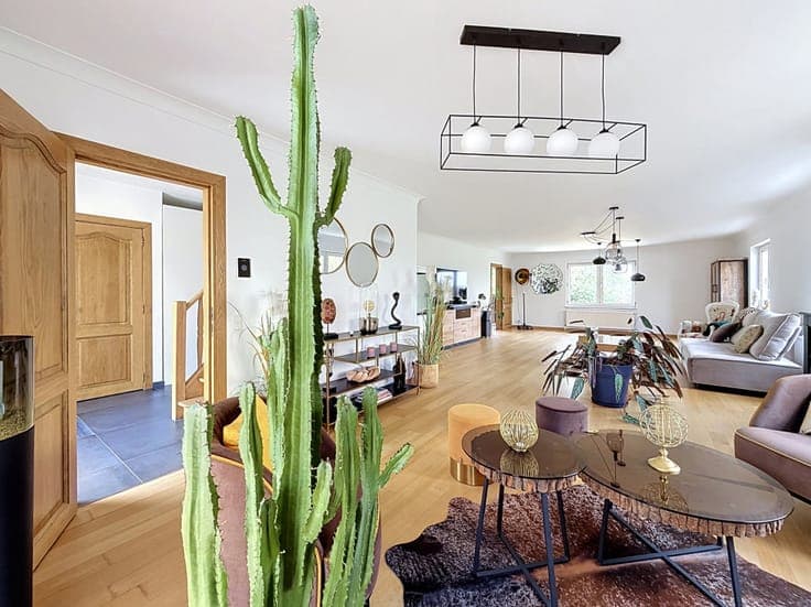 A magnificent, fully renovated 4-bedroom family villa
