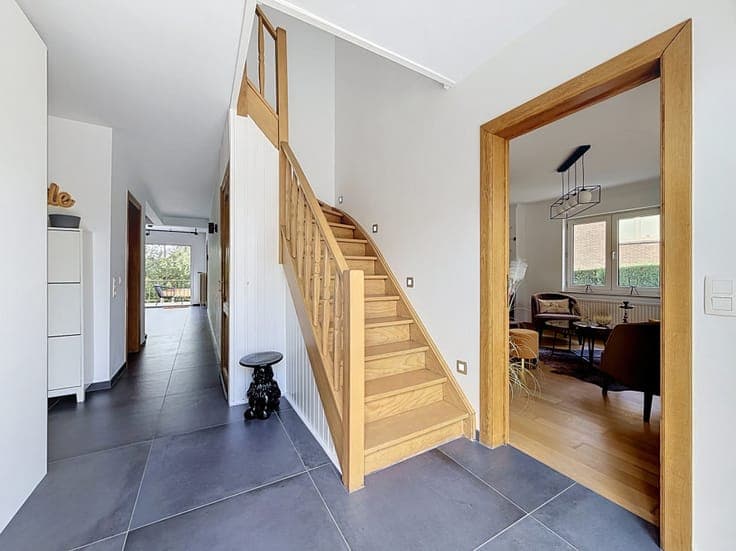 A magnificent, fully renovated 4-bedroom family villa