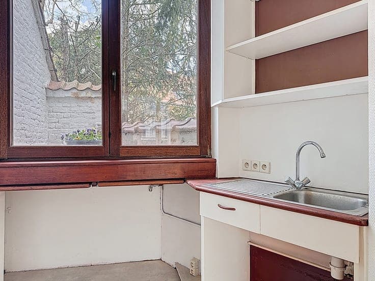 UCCLE CENTRE: LOVELY 4-BEDROOM HOUSE + GARAGE