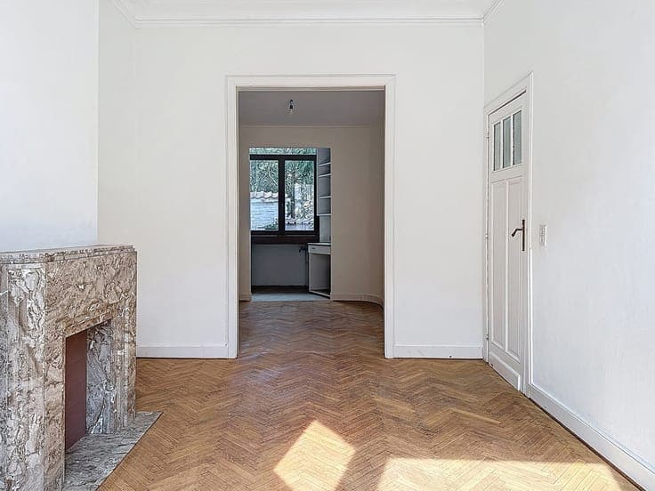 UCCLE CENTRE: LOVELY 4-BEDROOM HOUSE + GARAGE