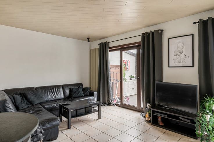 TE KOOP | Ruime halfopen bebouwing met tuin in Booischot.