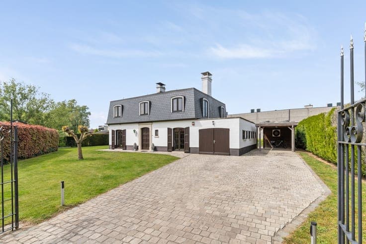 Rustieke, residentieel gelegen villa