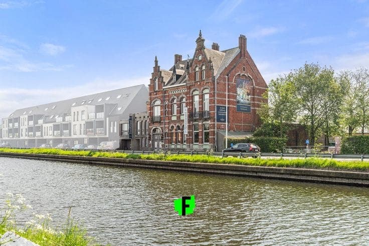 Beautiful mansion (furnished as a banquet hall & restaurant…