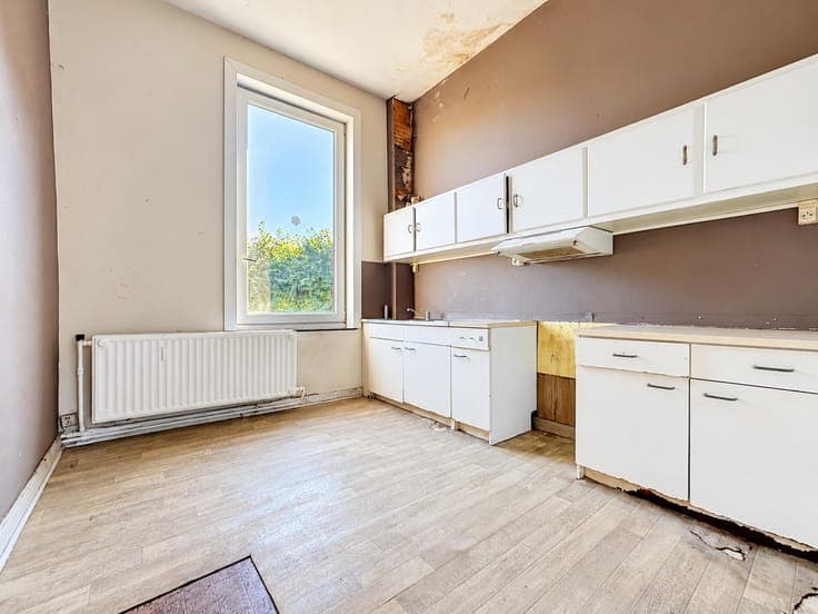 Investment property in Écaussinnes