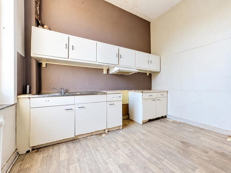 Investment property in Écaussinnes
