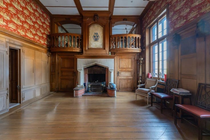 Eghezée – Renovated 19th-century château in a 1-hectare par