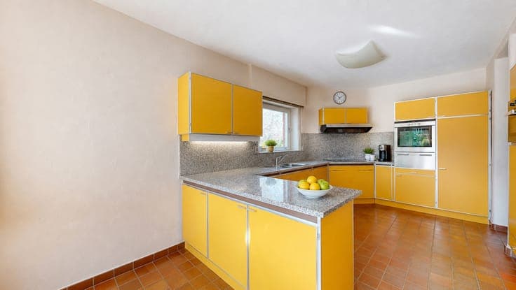 Spacious villa with no heating bills for 20 years*!