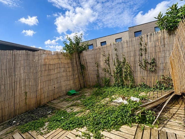 Sale - House Sint-Pieters-Leeuw - 349,000 €
