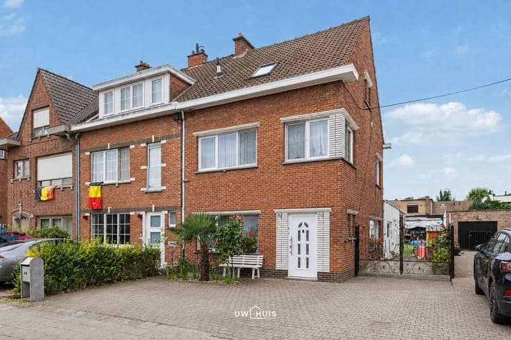 House in Beveren-Kruibeke-Zwijndrecht