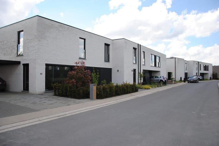 Energieneutrale gesloten bebouwing met garage