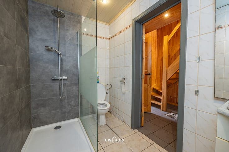 À RÉNOVER MAISON POUR DÉBUTANTS AVEC GRAND JARDIN