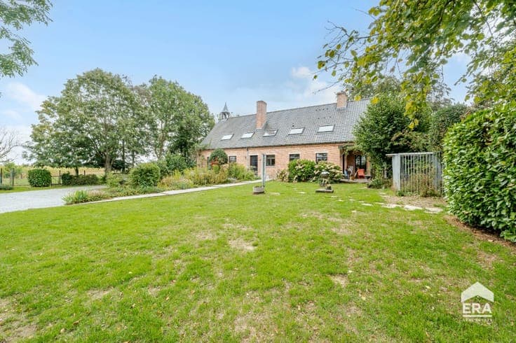 House in Bever
