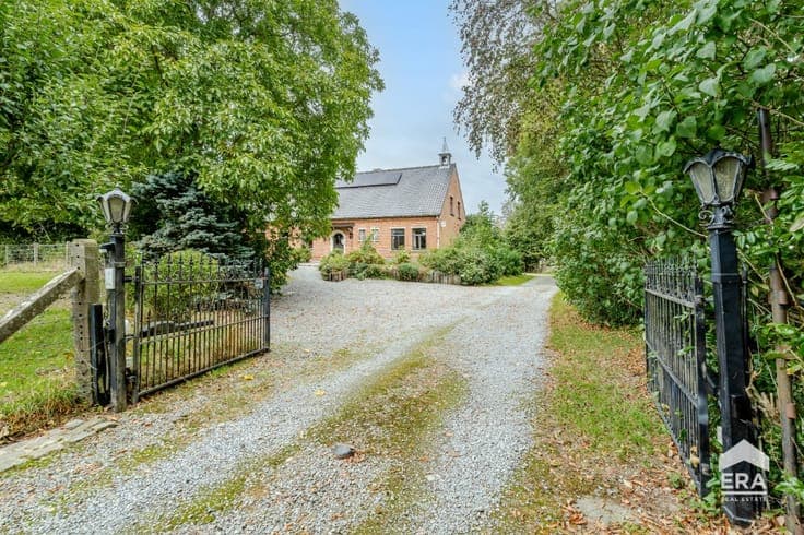 House in Bever