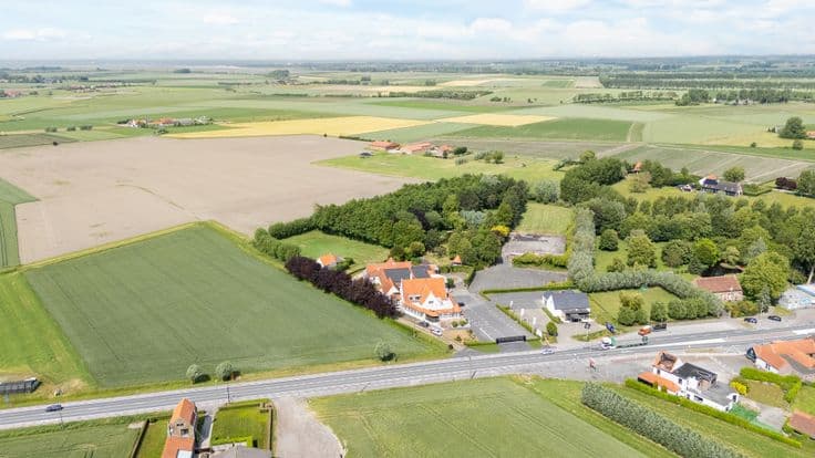 Unique commercial property for sale, extremely quietly lo...