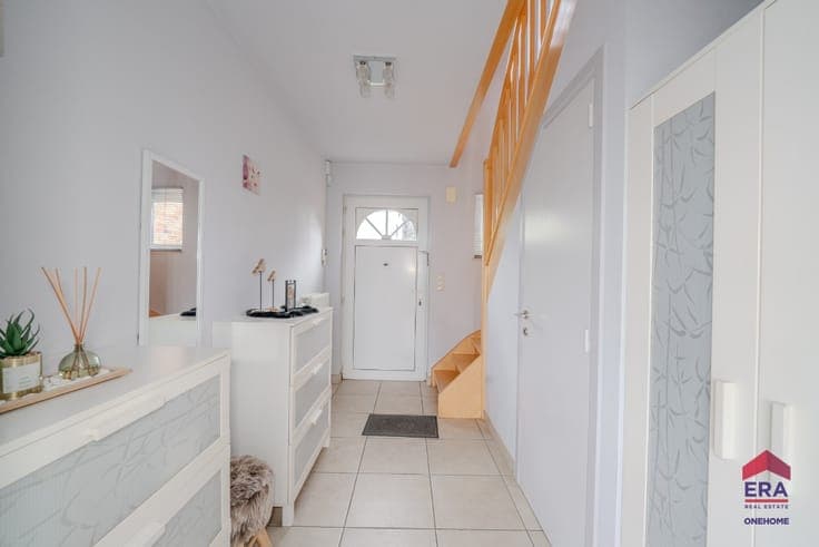 Charming 4-bedroom villa in Couthuin