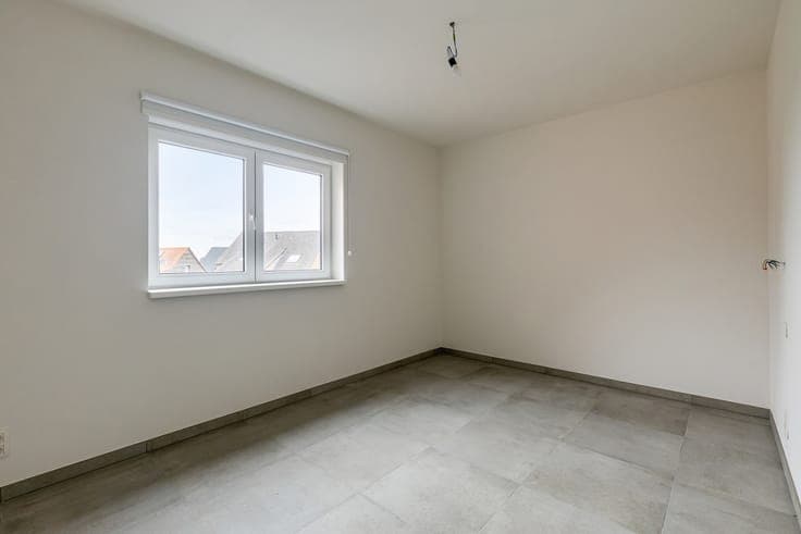 Instapklare gesloten nieuwbouwwoning in Houthulst, zeer e...