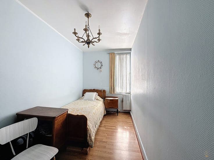 SINGLE-FAMILY HOUSE FIVE BEDROOMS WITH GARDEN AND GARAGE
