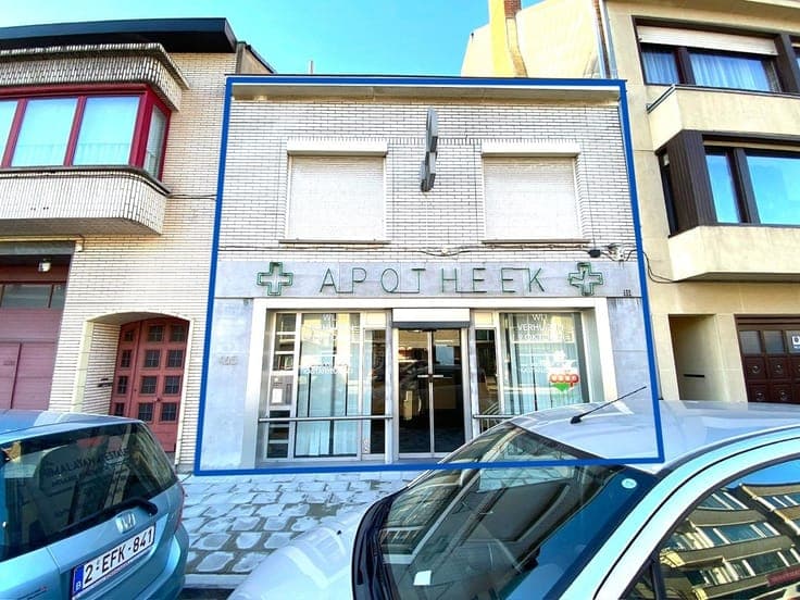 Central commercial property in Ostend