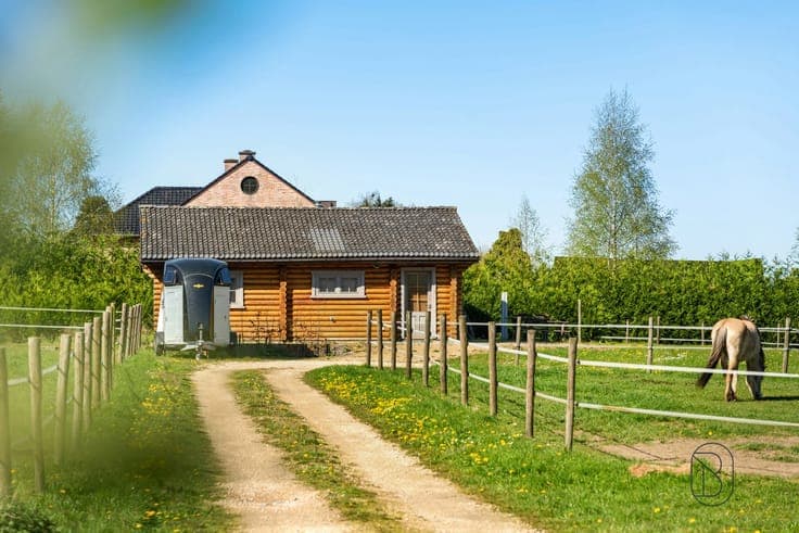 Chalet op perceel van 7225m2 in recreatiegebied!