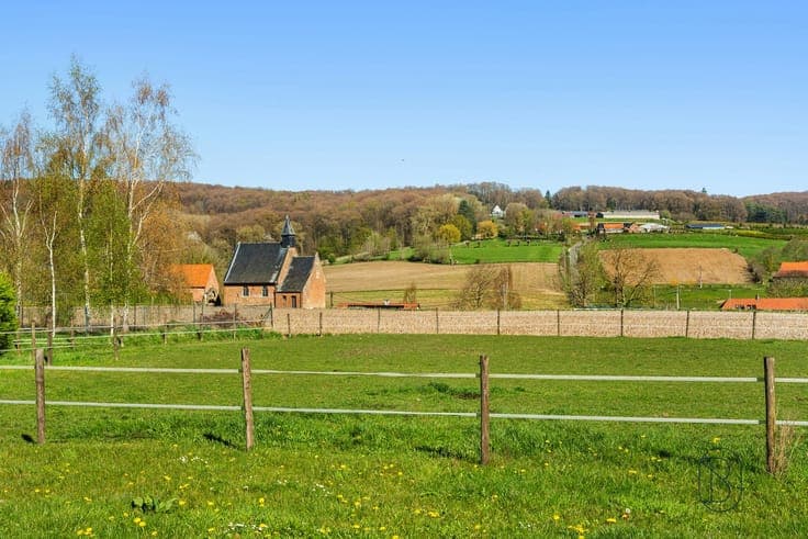 Chalet op perceel van 7225m2 in recreatiegebied!