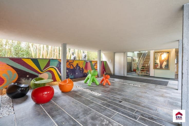 Luxury villa with pool in Berchem-Sainte-Agathe