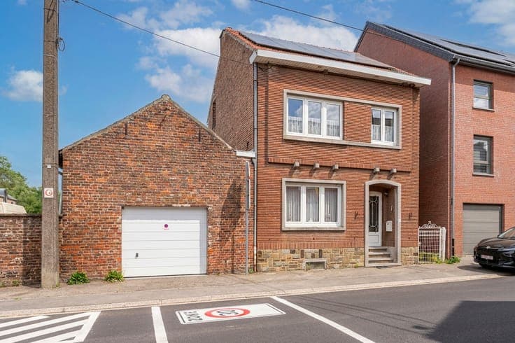 Charming 3 bedroom house with garden in Geer