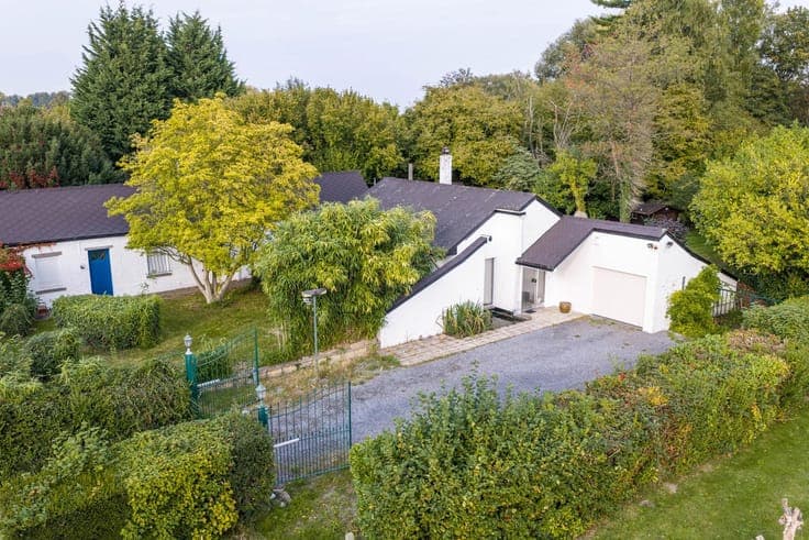 Sale - House Soignies - 300,000 €