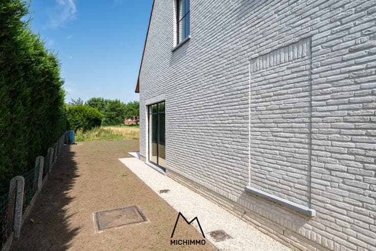 Fantastische nieuwbouwwoning met vier slaapkamers op rust...