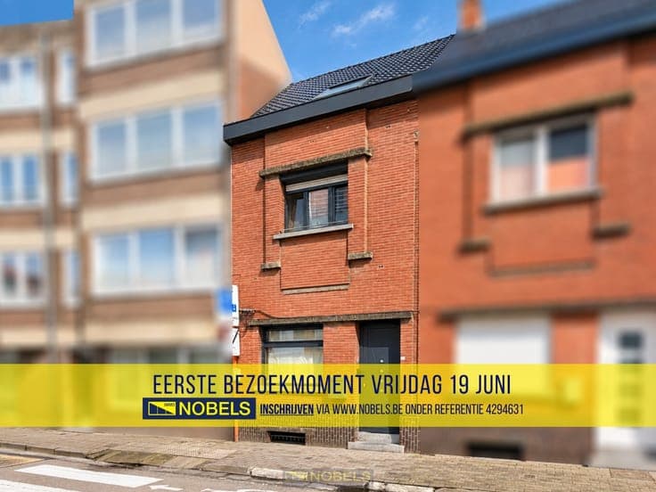 Te koop, Gerenoveerde gezinswoning met praktijkruimte in ...
