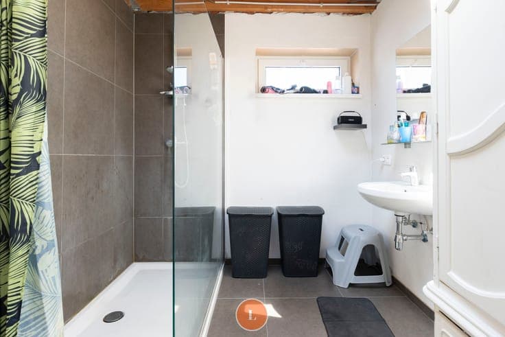 Gezinswoning met 3 slaapkamers en tuin in Menen.
