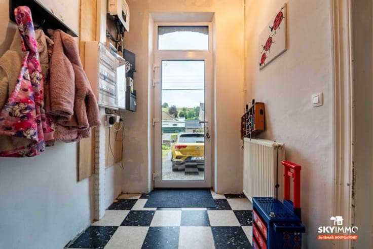 CHARMANTE MAISON - 4 CHAMBRES - GRAND JARDIN 1200M2 - GARAGE