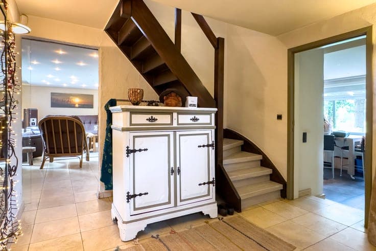Uitstekend gelegen woning met 4 slaapkamers en een pracht...