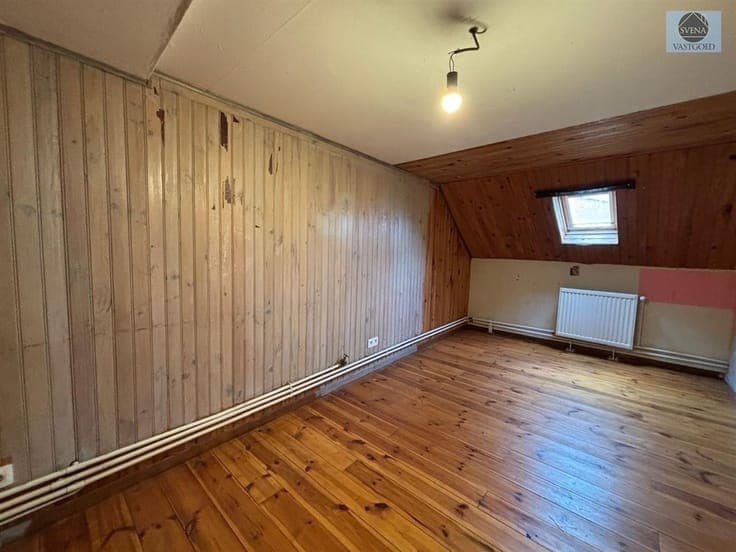 RUSTIC 3-BEDROOM HOME IN EVERBEEK