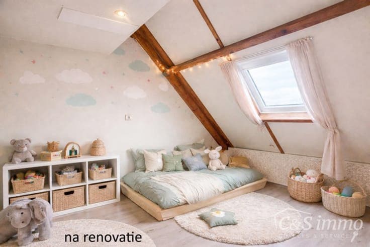 Property in need of renovation in a prime location in Merkse