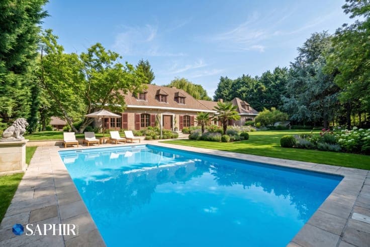 Villa à rénover avec piscine - Opportunité rare !