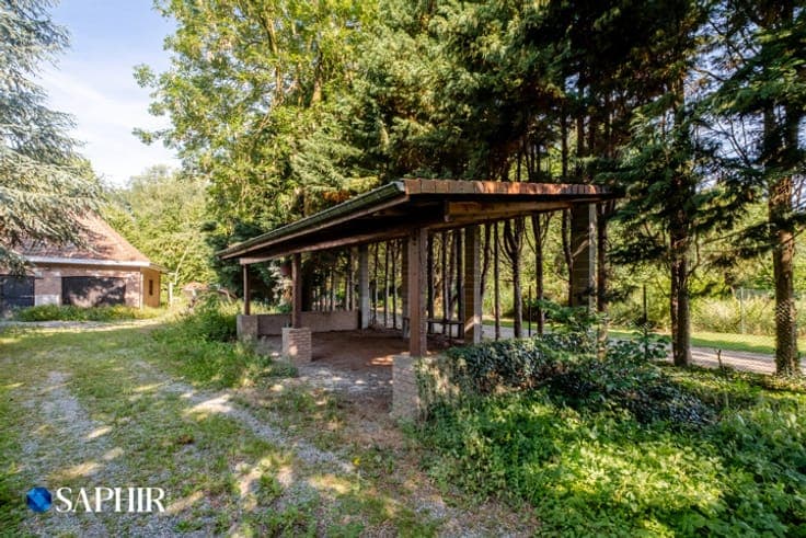 Villa à rénover avec piscine - Opportunité rare !