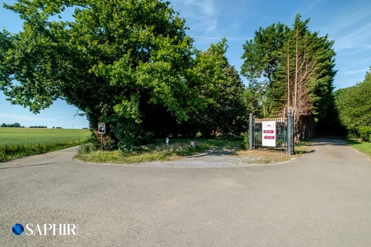 Villa à rénover avec piscine - Opportunité rare !