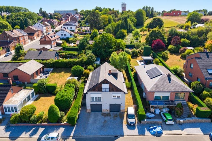 Spacieuse villa 4F avec 3ch, bureau, double garage et jardin