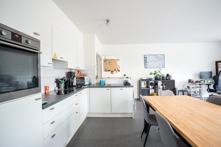 Volledig verhuurd appartementsgebouw met 6 units op topli...
