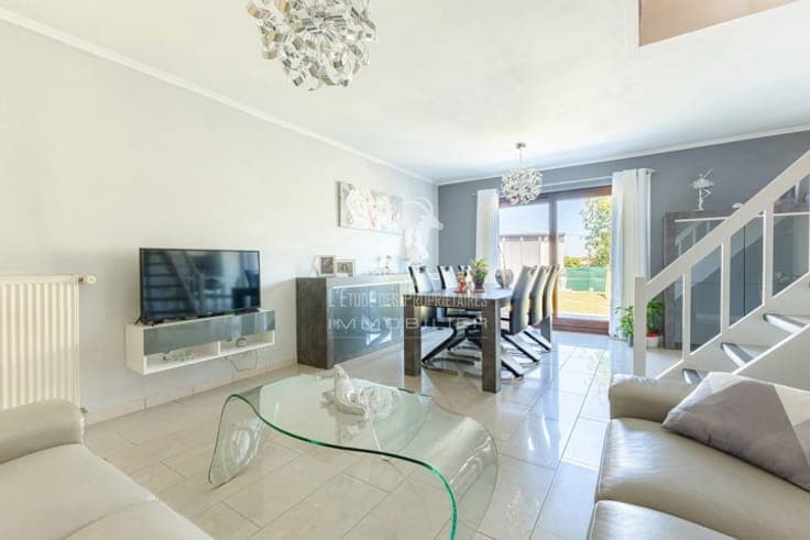 3-bedroom house for sale in HAINE-SAINT-PAUL