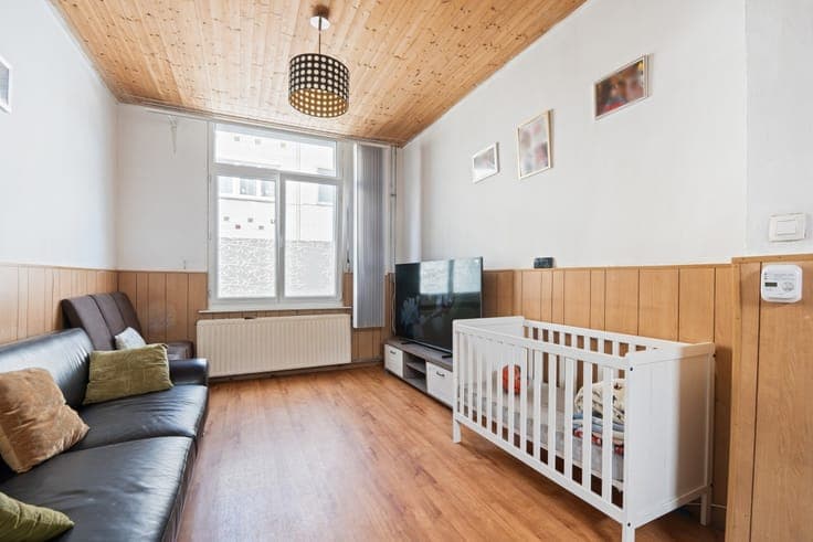 Spacious 5-bedroom family home in Antwerp