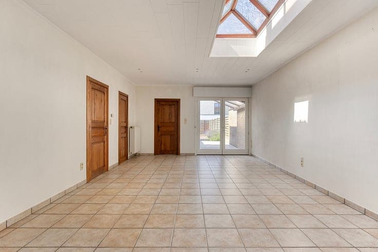 Charming 3-bedroom family home with a sunny garden