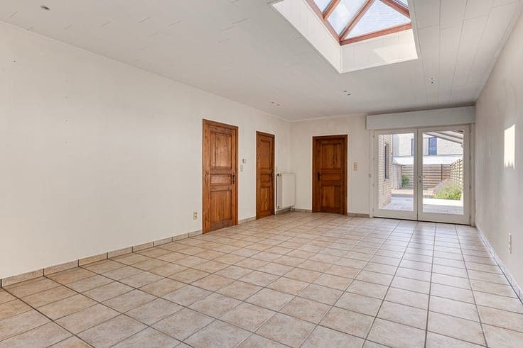Charming 3-bedroom family home with a sunny garden