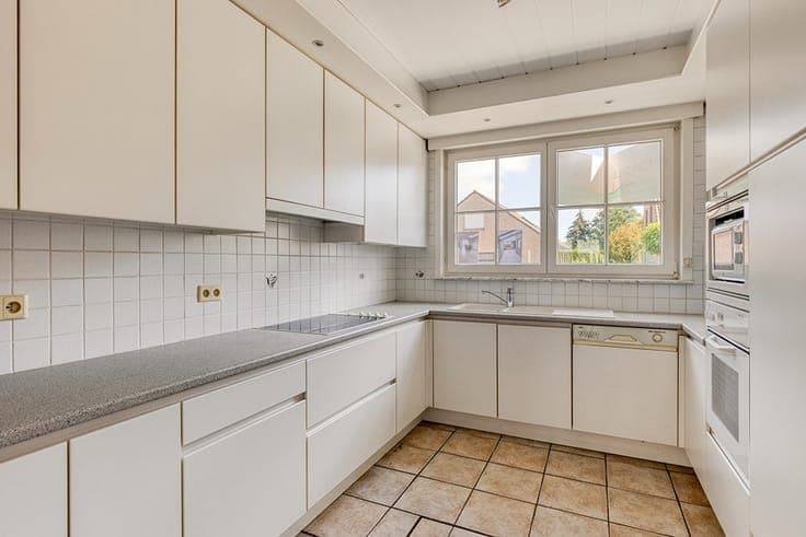 Charming 3-bedroom family home with a sunny garden