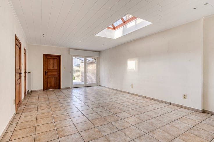Charming 3-bedroom family home with a sunny garden