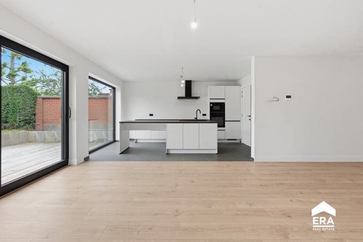 For sale — new-build home with garden in Rumbeke