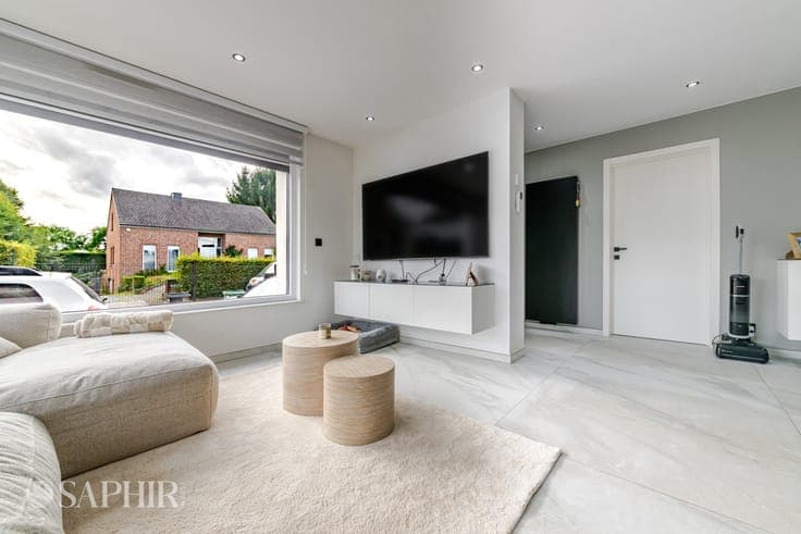 Bungalow rénové 3 ch. avec garage et grand jardin à Soumagne